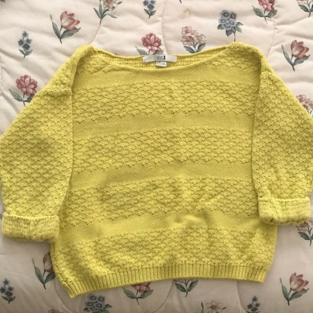 Forever 21 Women's Yellow Sweater